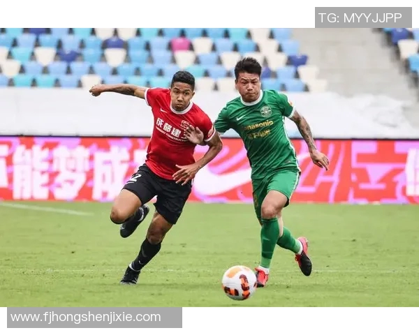 中超激战富力迎战国安争夺季后赛席位全力以赴展现球队实力